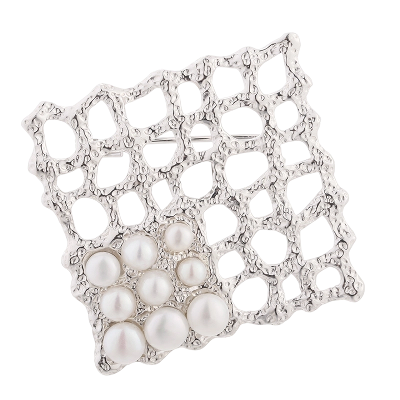 C00499 Брошка зі срібла 925 проби з перлинами